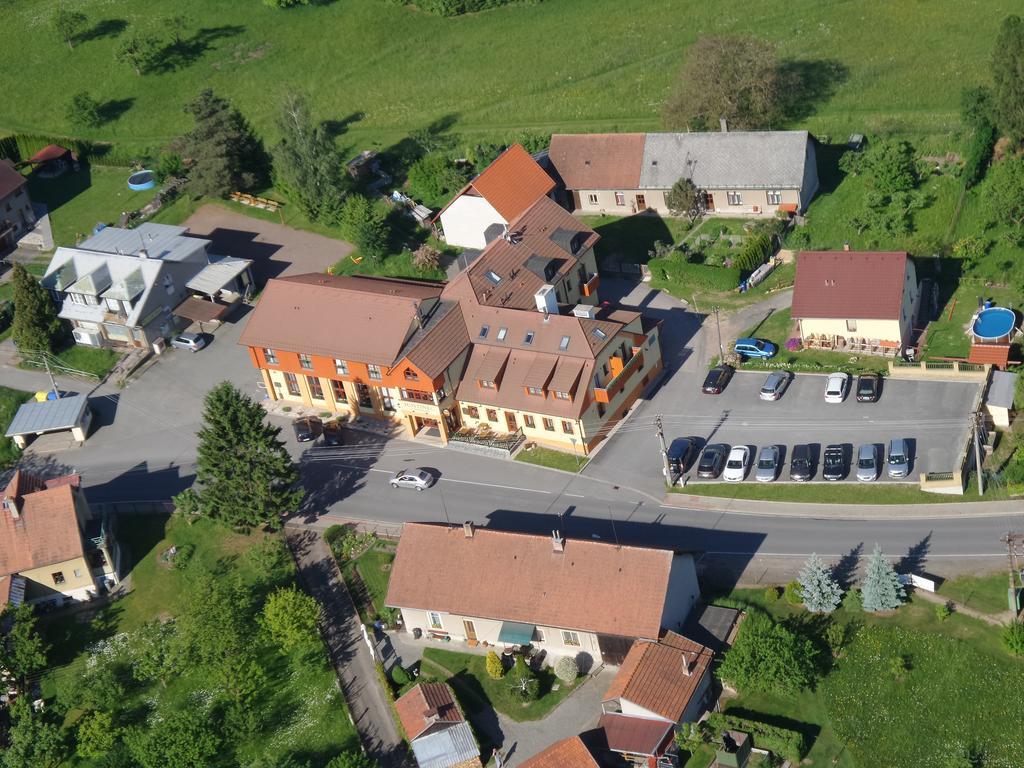 Hostinec U Hubalku Kostelec nad Orlici Экстерьер фото